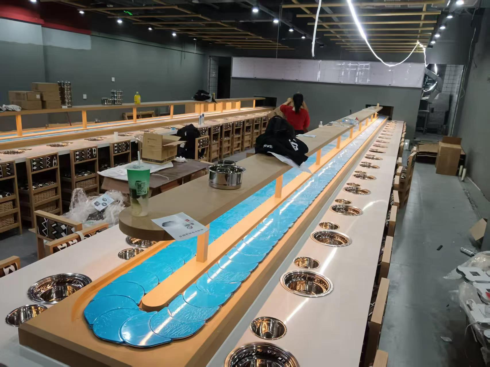 無煙旋轉(zhuǎn)火鍋設(shè)備